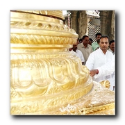 Aish and Abhi at Thirupathi - Gallery