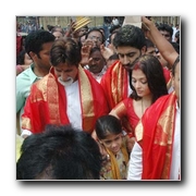 Aish and Abhi at Thirupathi - Gallery