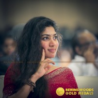 Behindwoods Gold Medals 2017 - The Memorable Wallpapers