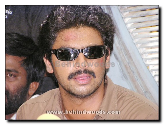 Kizakku Kadarkarai Salai - Press meet