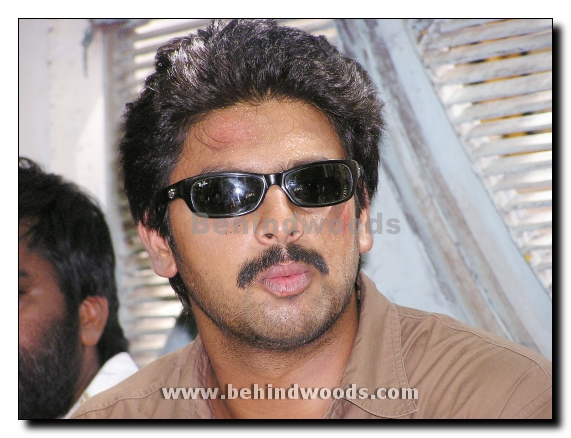 Kizakku Kadarkarai Salai - Press meet