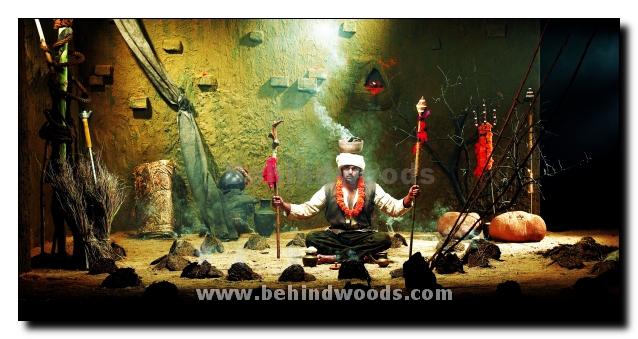 Naan Kadavul  Movie Gallery