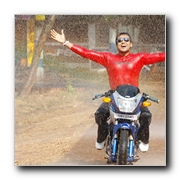 Sillunu Oru Kaadhal Movie Gallery