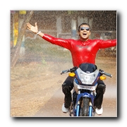 Sillunu Oru Kaadhal Movie Gallery