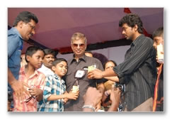 Vijay fans in support of Sri Lankan Tamils - Images