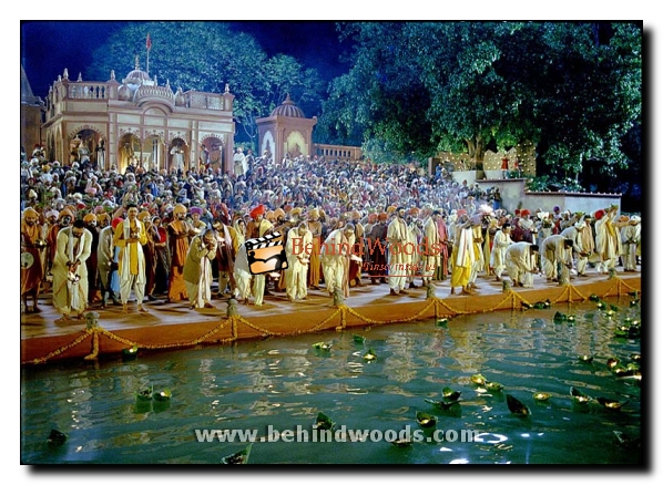 http://www.behindwoods.com/features/Literature/Literature9/akshardham/Akshardham%20Temple%2008.jpg