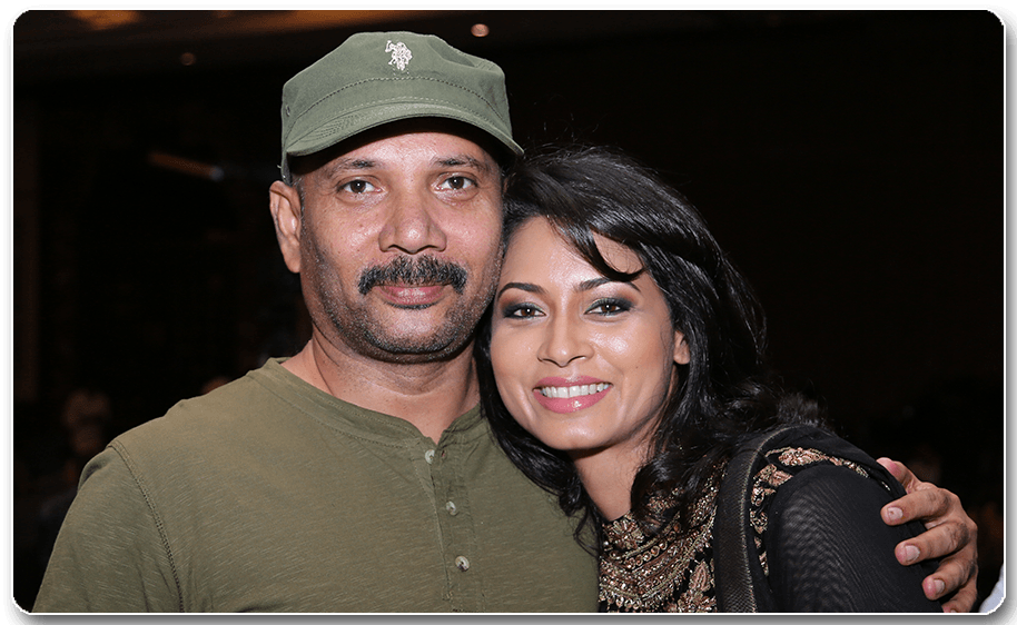 Chezhian AT BEHINDWOODS GOLD SUMMIT 2013 FILM AWARDS