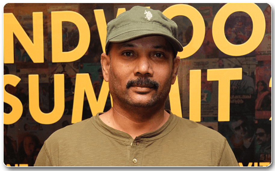 Chezhian AT BEHINDWOODS GOLD SUMMIT 2013 FILM AWARDS