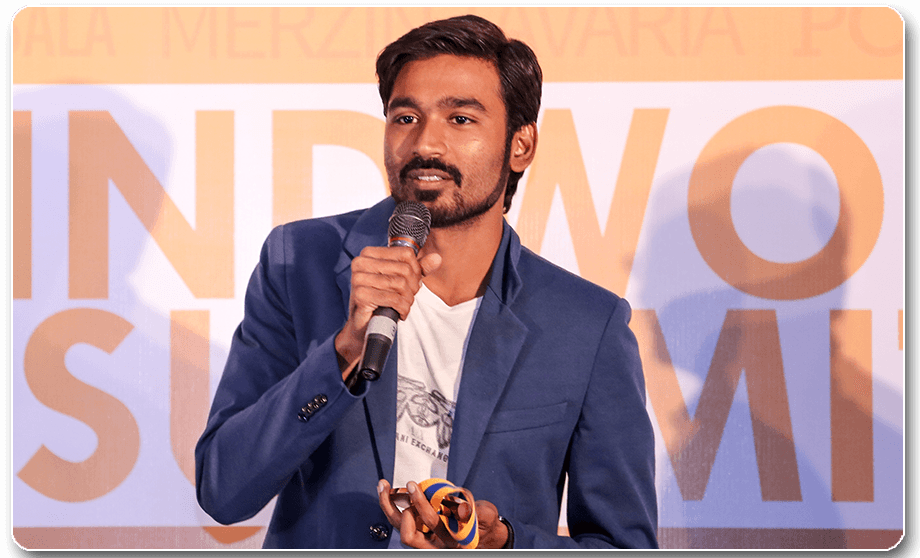 Dhanush AT BEHINDWOODS GOLD SUMMIT 2013 FILM AWARDS