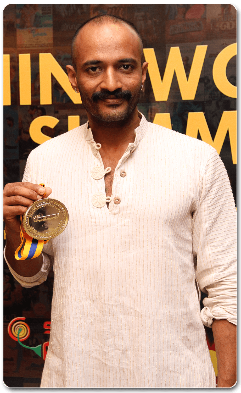 Kishore AT BEHINDWOODS GOLD SUMMIT 2013 FILM AWARDS