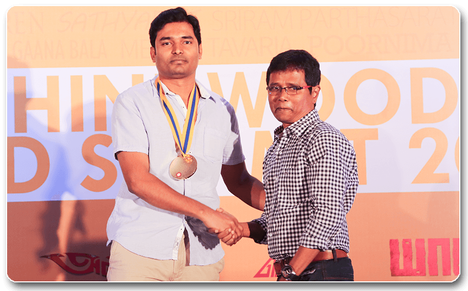 Naveen AT BEHINDWOODS GOLD SUMMIT 2013 FILM AWARDS