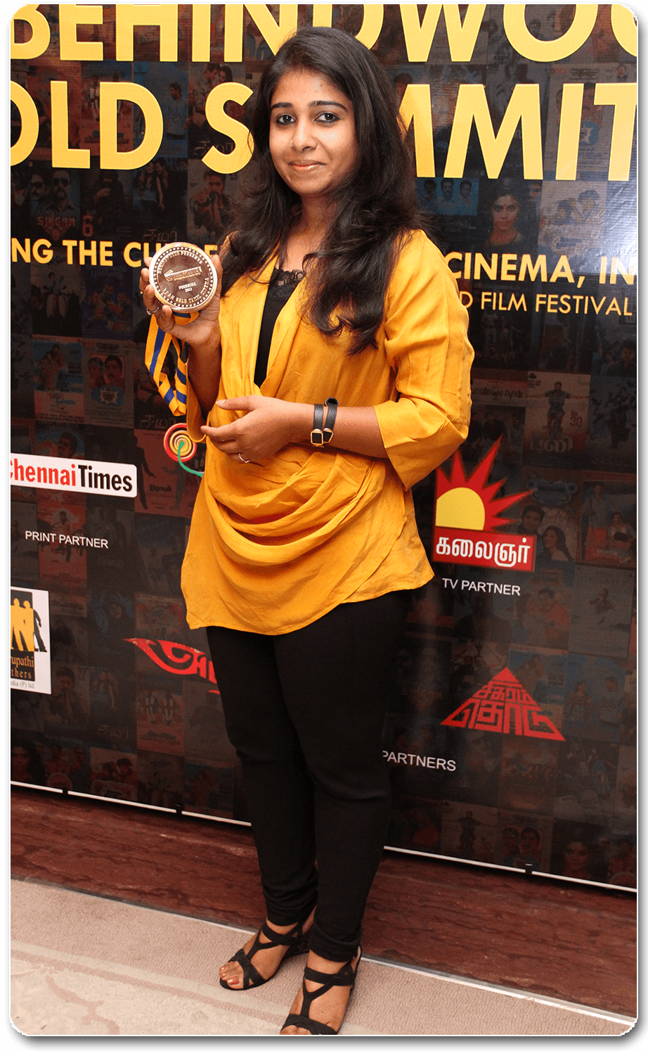 Poornima AT BEHINDWOODS GOLD SUMMIT 2013 FILM AWARDS