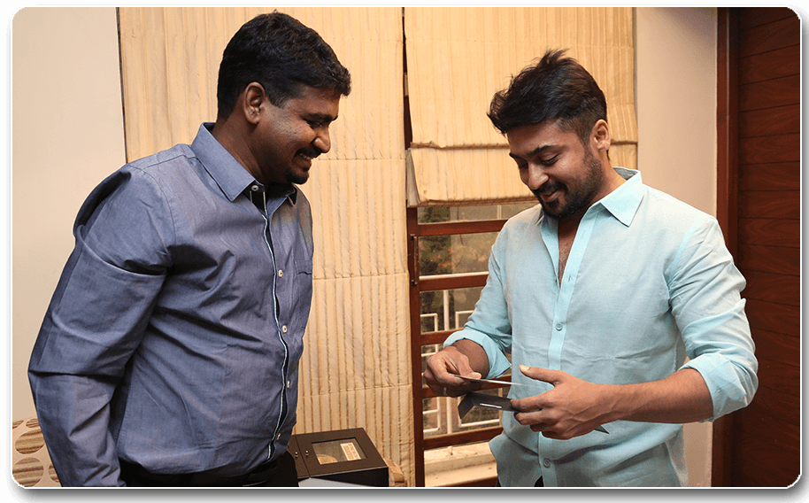 Suriya AT BEHINDWOODS GOLD SUMMIT 2013 FILM AWARDS