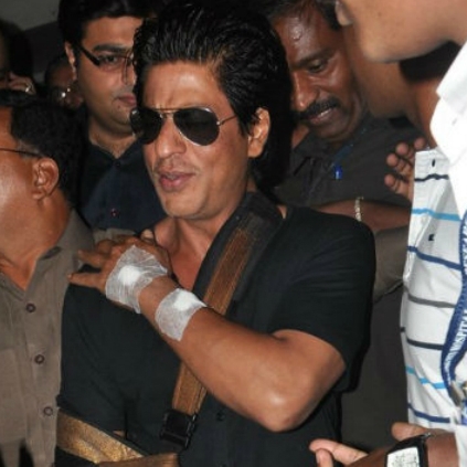 Shah Rukh Khan escapes a major accident on the sets of Aanand L Rai’s film