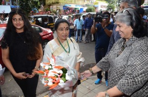 Asha Bhosle (aka) AshaBhosle