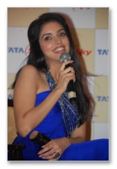 Asin dines with Tatasky winner - Images