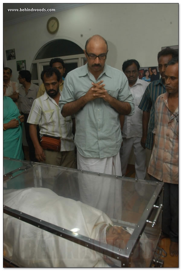 Balaji Funeral - Images
