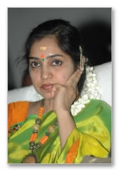 Classical performance by Seemans nieces - Images