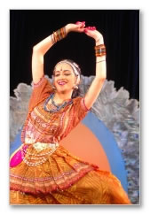 Classical performance by Seemans nieces - Images