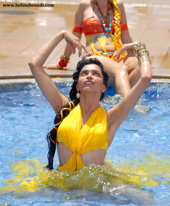 Actres Deepika Padukone - Images