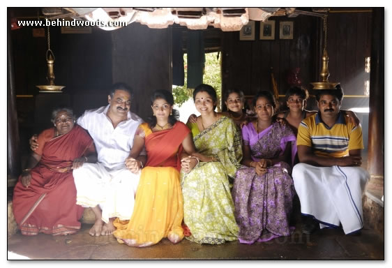 Guthirai Movie - Images