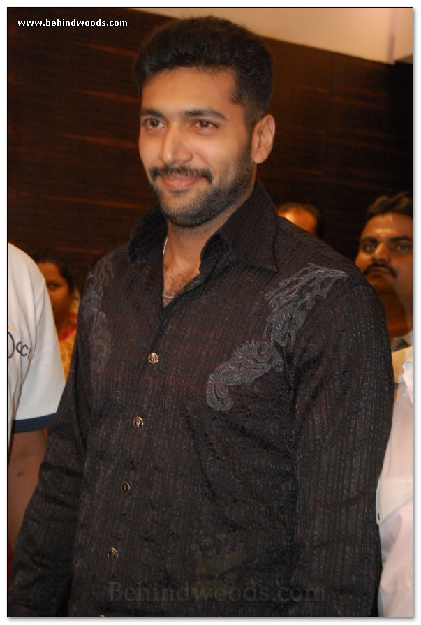 Naan Kadavul Premiere Show - Images