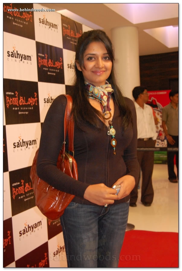 Naan Kadavul Premiere Show - Images