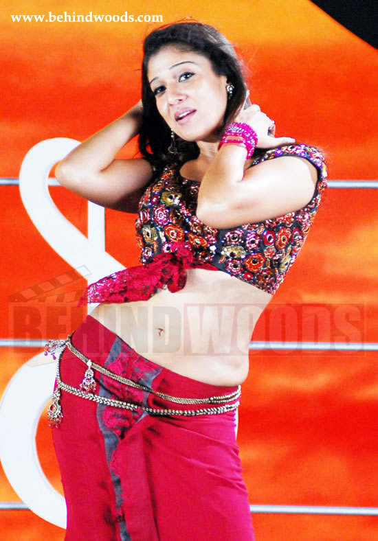 Nayanthara - Images  - Tamil Actress Images - Villu Ghajini  Billa