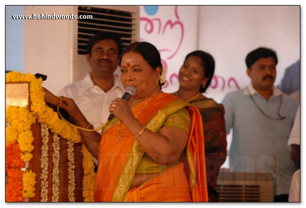 Nee Indri Naan Illai Movie Launch: Images