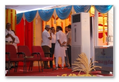 Nee Indri Naan Illai Movie Launch: Images