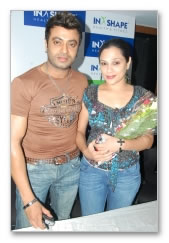 Star couples launch gym - images