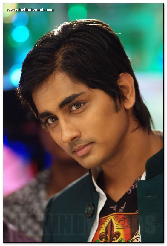 Siddharth Actor Images  - Tamil Movie Actor - Siddharth  Boys Aayitha Ezhuthu