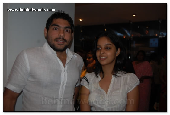 Slumdog Millionaire Premiere Show - Images