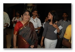 Slumdog Millionaire Premiere Show - Images