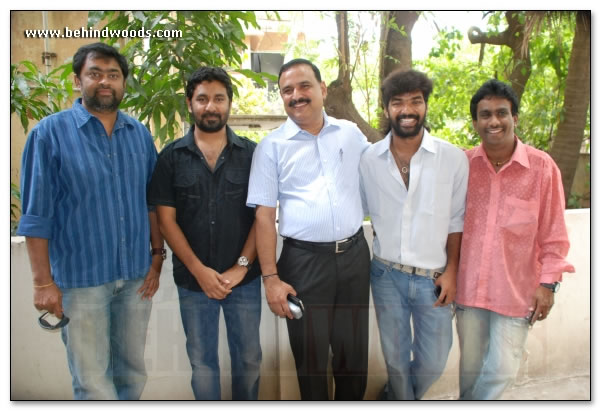 Vaamanan Team Meet - Images