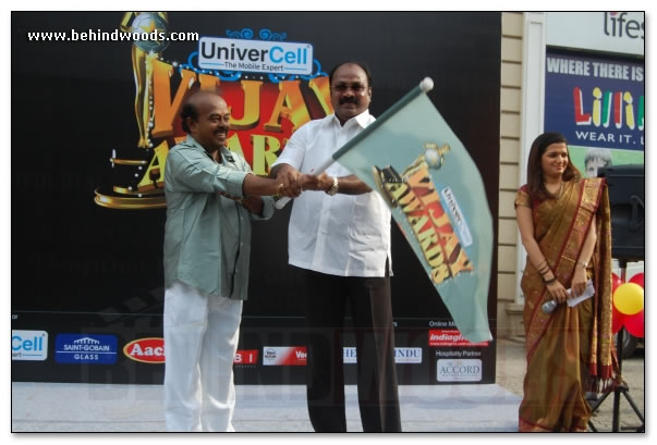 Vijay awards bus flagged off - Images