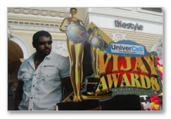 Vijay awards bus flagged off - Images