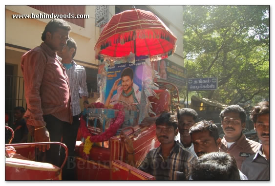 Villu - Fans frenzy - images