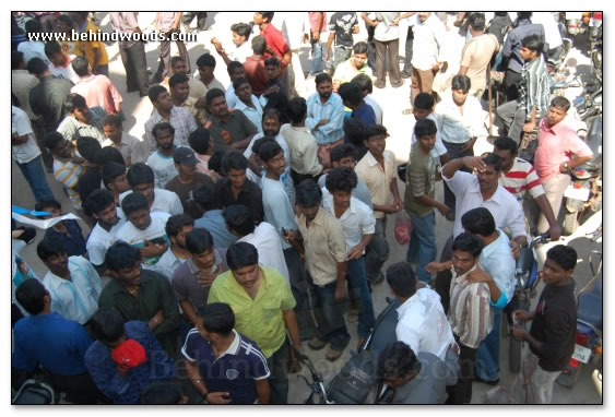 Villu - Fans frenzy - images