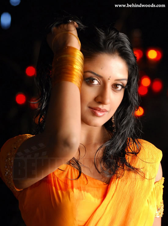 Actress Vimala Raman - Images