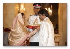 Vivek receives Padma Shri: Images