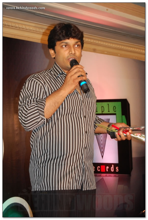 Vizhiyum Seviyum - Album launch images