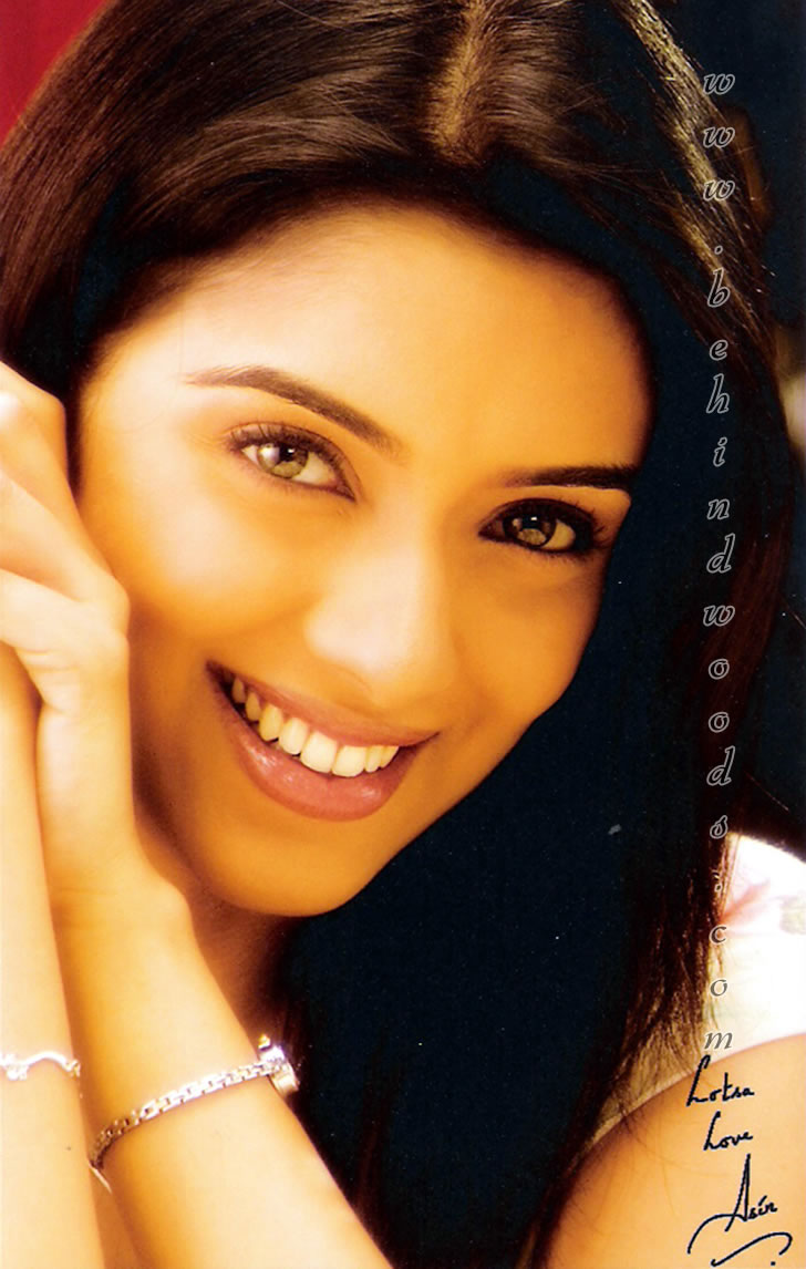 asin autograph tamil movie actress asin latest tamil movie ...