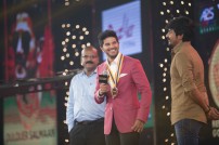 Behindwoods Gold Medals 2017 - The Awarding Set 5