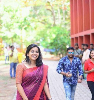 Velipadinte Pusthakam (aka) Velipadinte Pustha kam