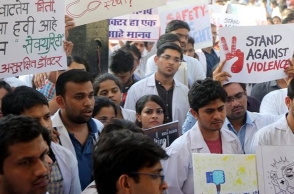 20,000 Delhi doctors abstain from their work