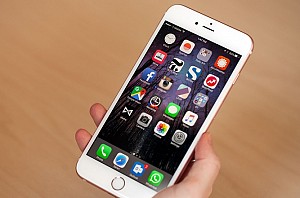 Apple to make iPhone screen repairs easier