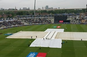 Australia vs New Zealand: Rain stops play