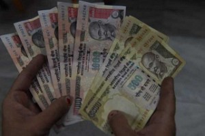 Banks, post offices can deposit banned notes for a month with RBI
