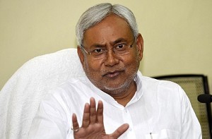 Bihar CM favours second term for President Pranab Mukerji